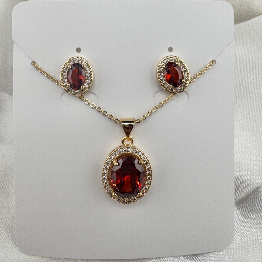 Elegant Red‎ and Gold Jewelry Set